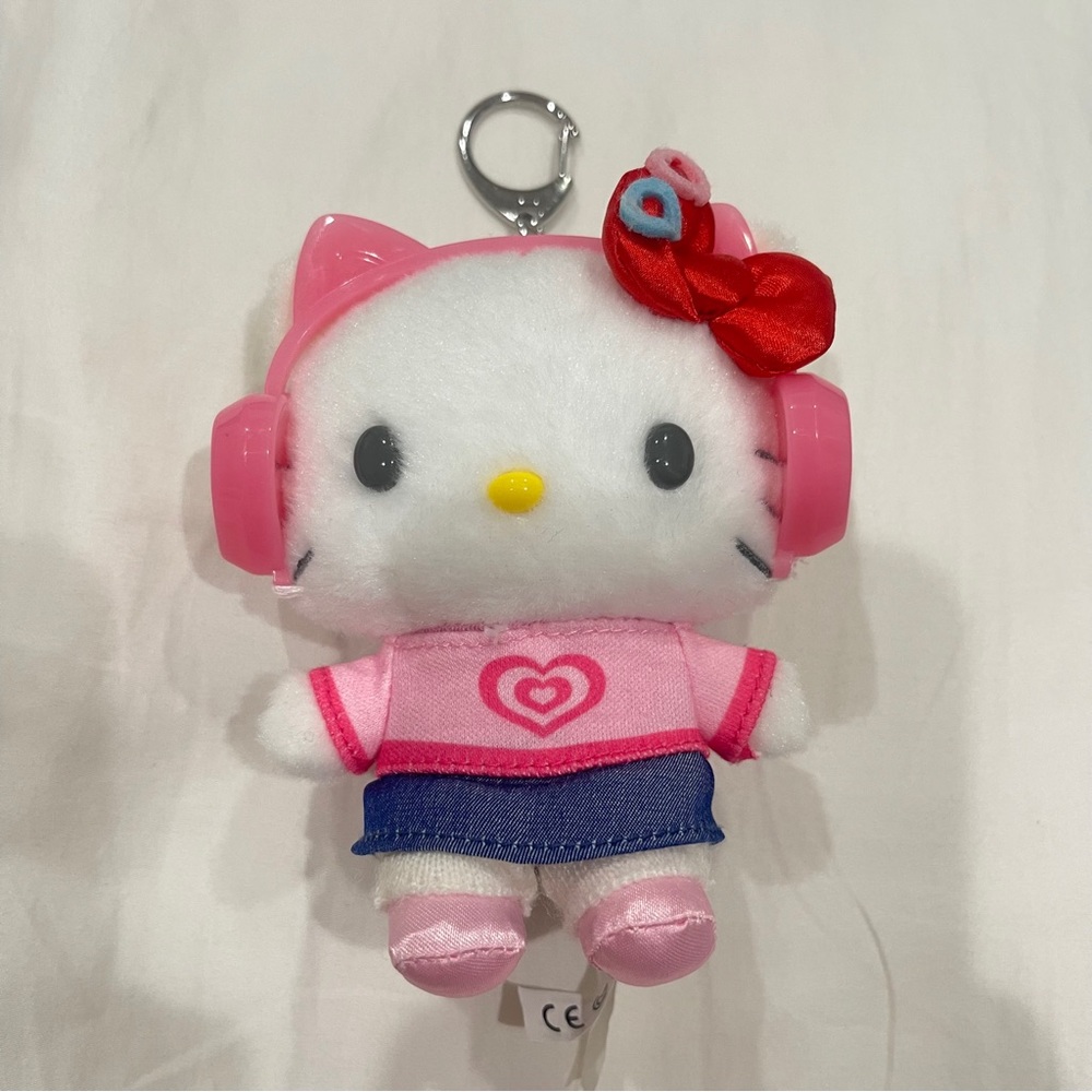 Hello Kitty Plush Keychain Mascot (Heisei Pop Series)